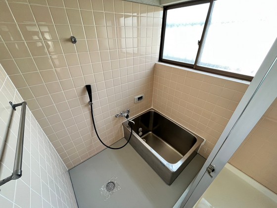 バス・シャワールーム　※現状優先になります