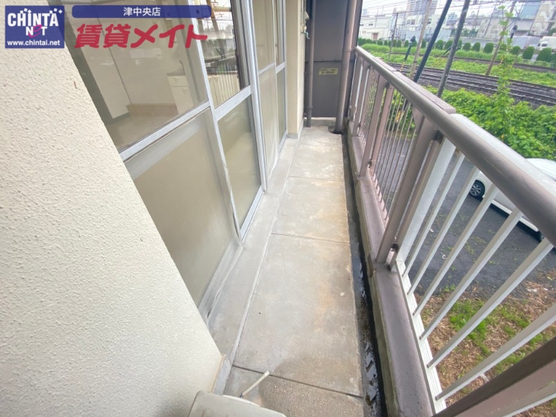 バルコニー　同型参考写真