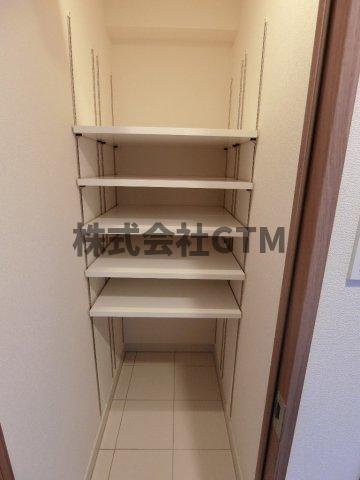 玄関　シューズインクローゼット