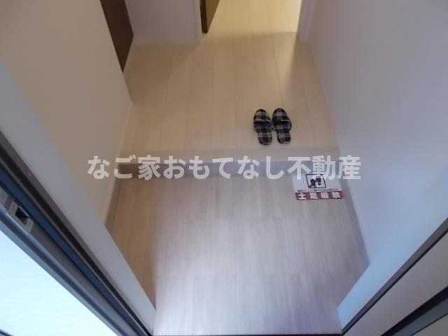 カルマ スパーチオ城北の玄関写真