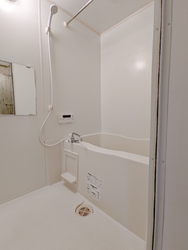 バス・シャワールーム　図面と現状に相違がある場合には現状を優先