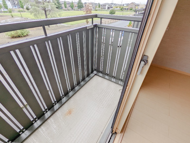 バルコニー　図面と現状に相違がある場合には現状を優先