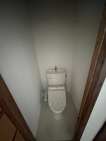 トイレ　清潔感のあるトイレです