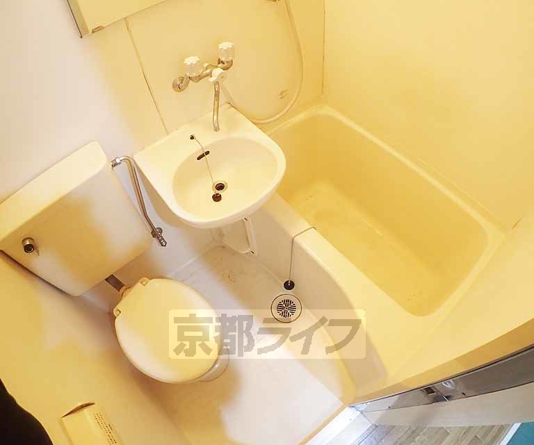 バス・シャワールーム　ユニットバスです