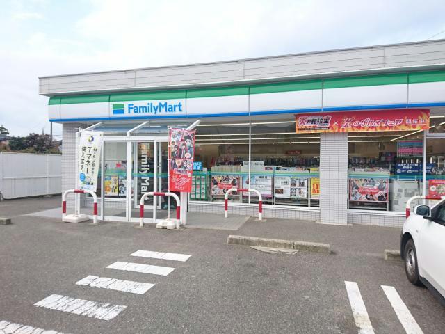 コンビニ　ファミリーマート新潟五十嵐店（コンビニ）まで415m