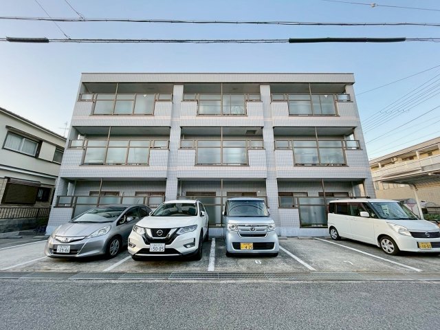 建物外観　建物外観を気になさる方へ、見た目の良い物件です