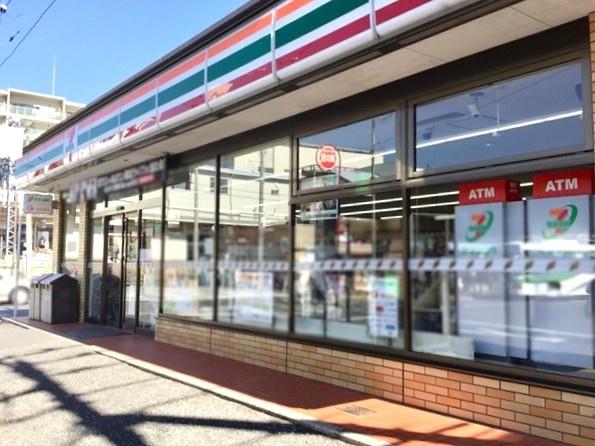 コンビニ　セブンイレブン 京成佐倉駅前店（コンビニ）まで233m