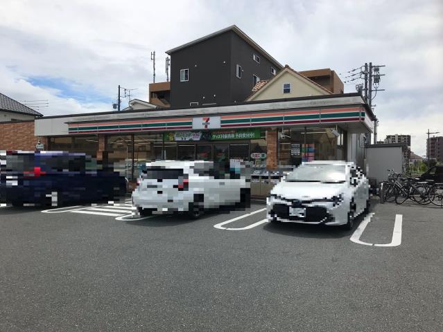 コンビニ　セブンイレブン（コンビニ）まで501m