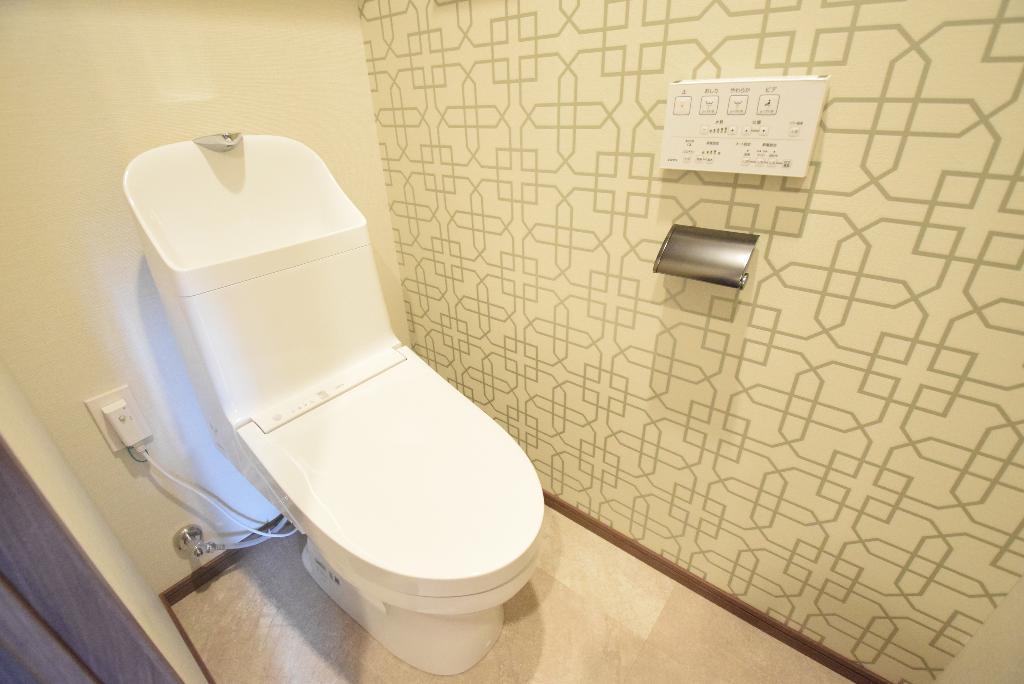 トイレ　シャワー付トイレ