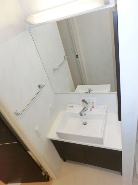 洗面設備　使いやすい独立洗面台