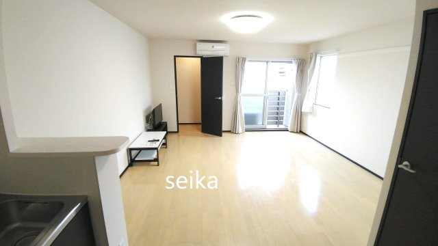 居室・リビング　※写真は2号室となります