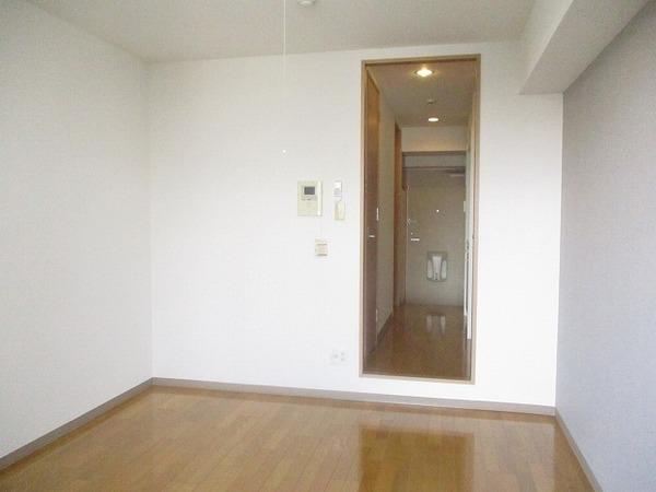 居室・リビング　室内きれいです！