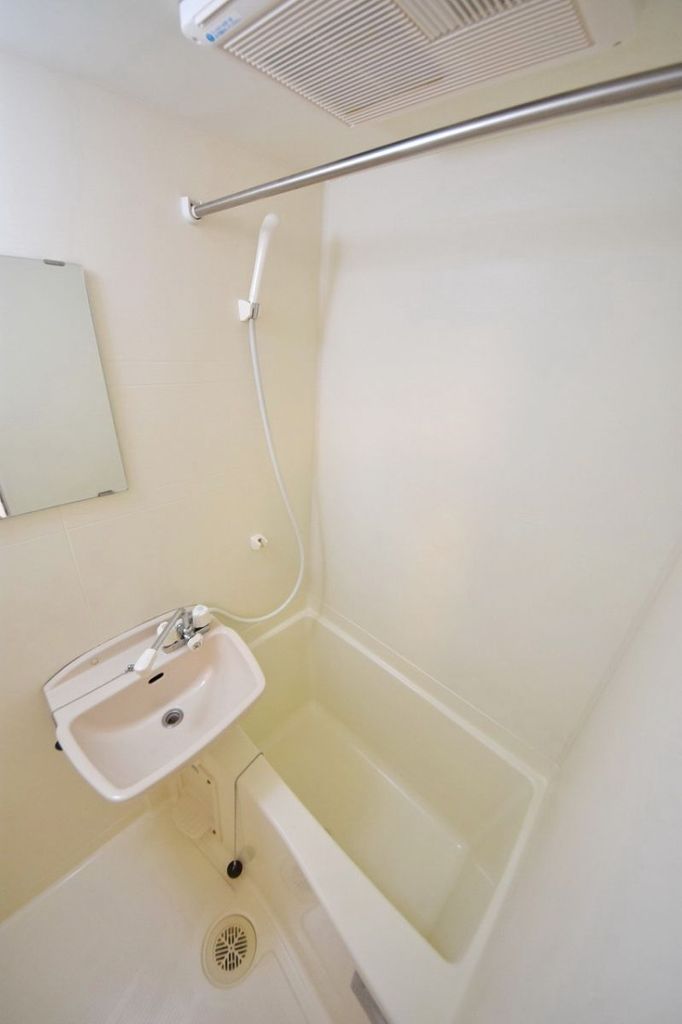 バス・シャワールーム　バス