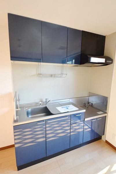 キッチン　★鮮やかブルーの綺麗なキッチン★