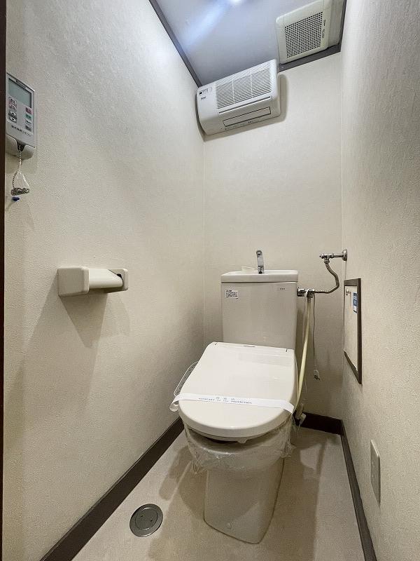 トイレ　トイレ