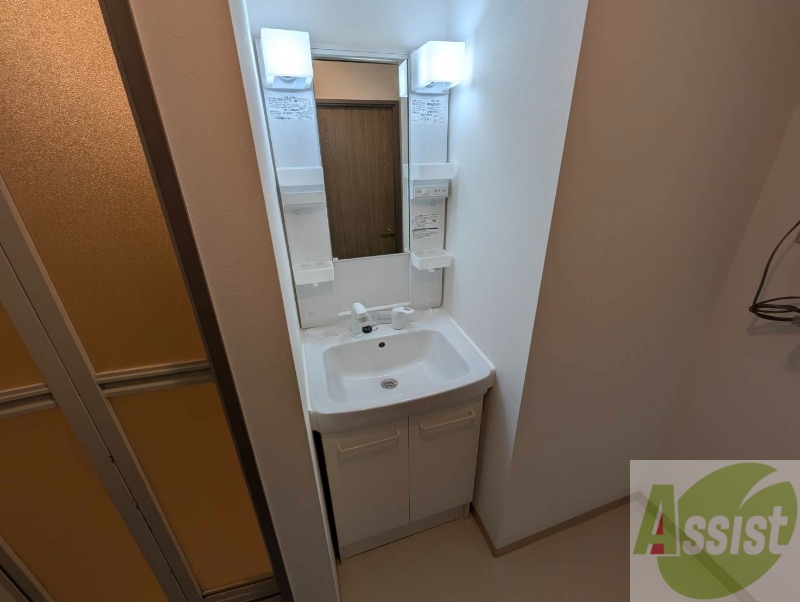 洗面設備　シャンプードレッサーで身支度もラクラクです！