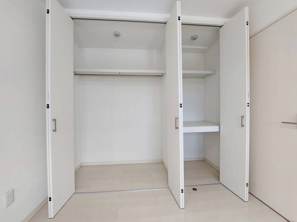 収納　クローゼット