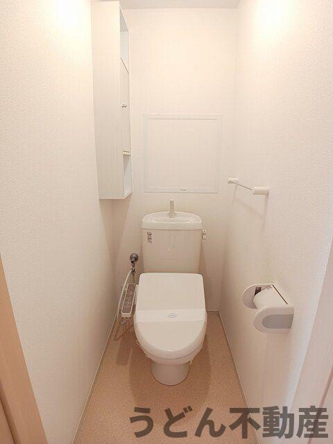 トイレ　うどん県のお部屋探しはうどん不動産へ うどんちゃんとLINE