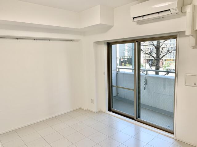 居室・リビング　?