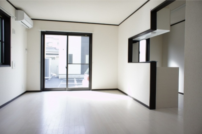 居室・リビング　図面と現状に相違がある場合には現状を優先