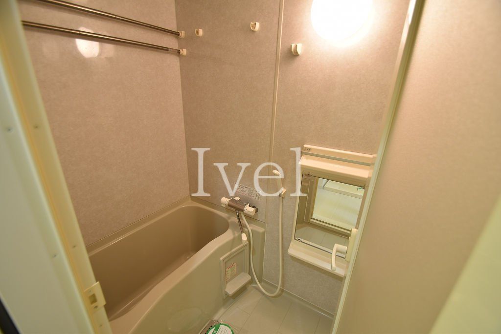 バス・シャワールーム　洗面