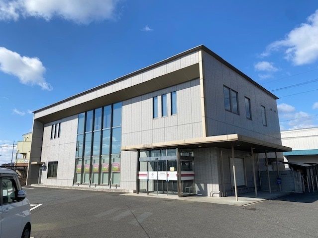 銀行　中国銀行　西阿知支店（銀行）まで700m