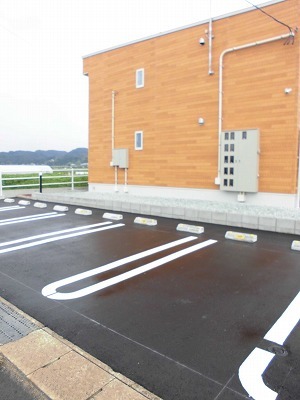 駐車場　駐車場