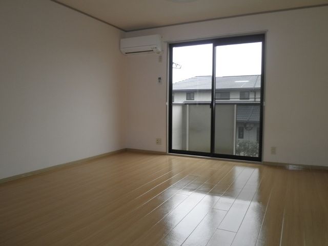 居室・リビング　☆洋室6帖☆