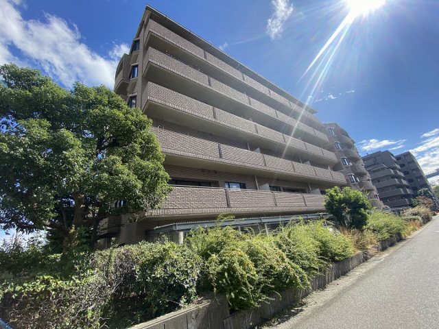 建物外観　外観は落ち着いています