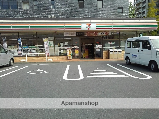 コンビニ　セブンイレブン鹿児島照国神社前店（コンビニ）まで407m