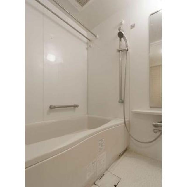 バス・シャワールーム　※写真は同タイプ住戸です。