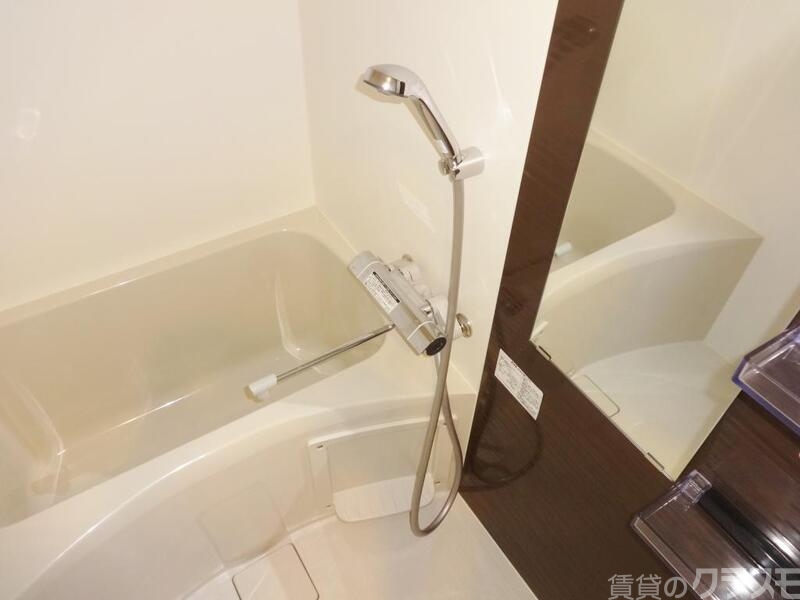 バス・シャワールーム　一日のお疲れお取りください。