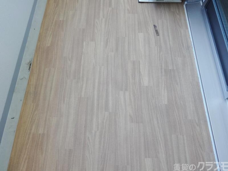 バルコニー　バルコニーの床も素敵です。