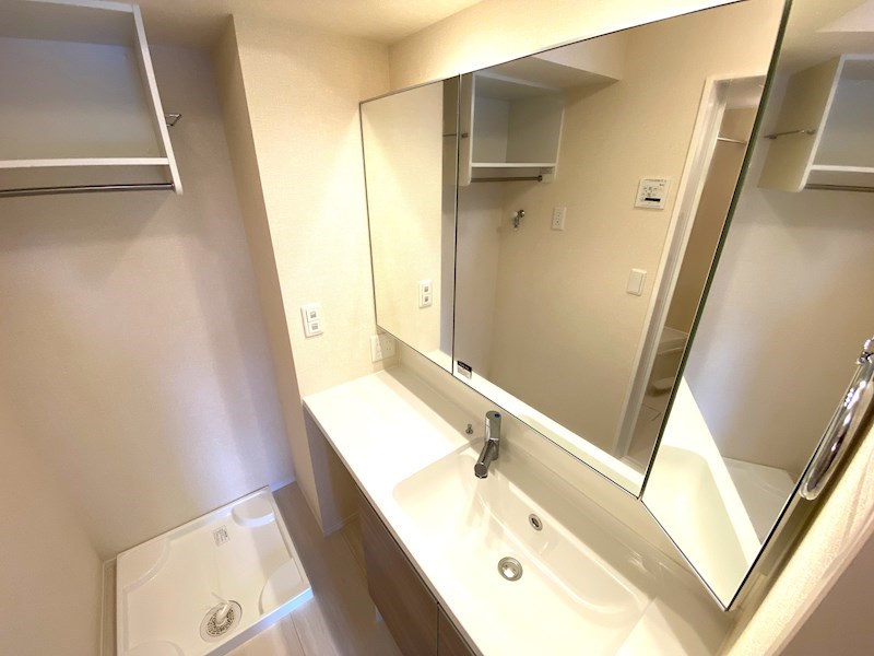 洗面設備　※他号室の参考写真となります