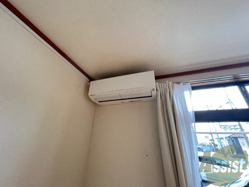 その他設備　ピカピカのエアコンが付いていました。寒暖対策ばっちり。