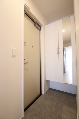 玄関　シンプルで使いやすい玄関です