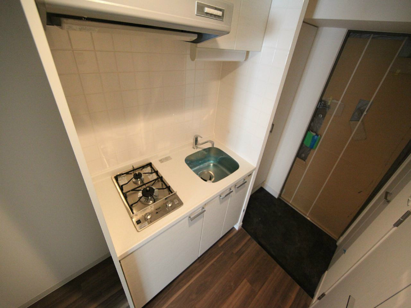 キッチン　システムキッチン（ガス2口）冷蔵庫・レンジ等ご用意できます