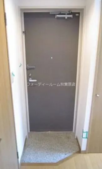 玄関　★《見学予約受付中》こちらのお部屋は仲介手数料半月分以下★