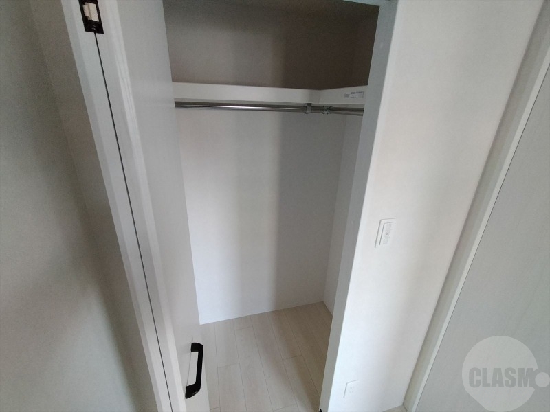 収納　ウォークインクローゼット