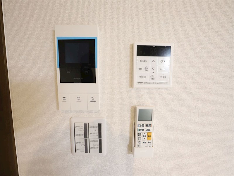 セキュリティ　ＴＶモニター付インターホン　同仕様写真