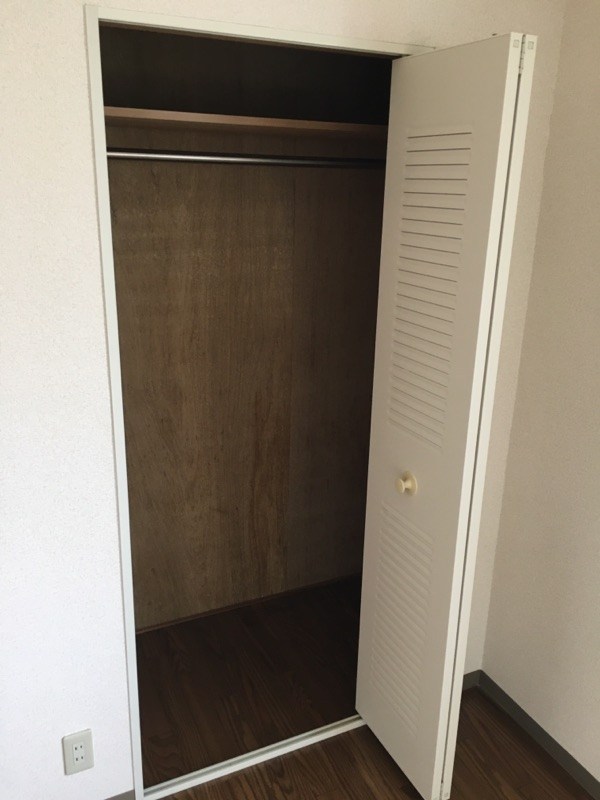 収納　別室参照