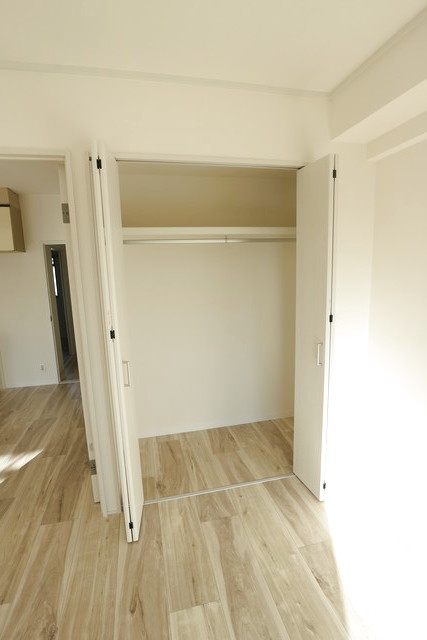 収納　同物件別部屋写真