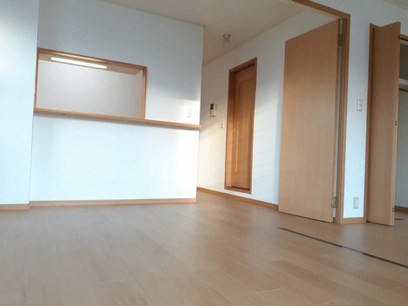 居室・リビング　図面と現状に相違がある場合には現状を優先