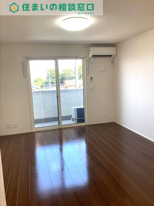 居室・リビング　同型