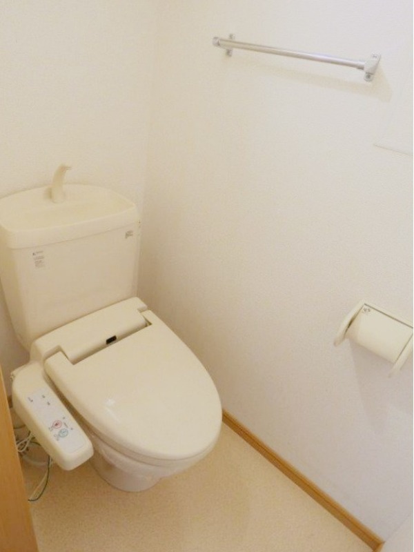 トイレ　図面と現状に相違がある場合には現状を優先