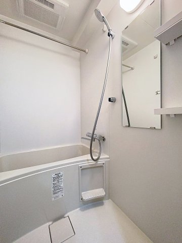 バス・シャワールーム　ゆったり過ごせるお風呂です