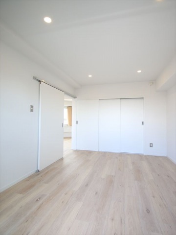 居室・リビング　6帖洋室　南向きで明るいお部屋