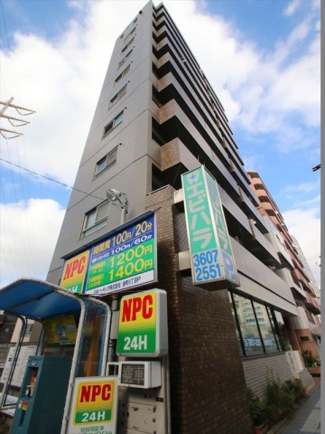 建物外観　SRC造10階建て　駅まで徒歩300ｍ！　光ファイバー