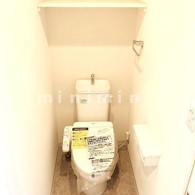 トイレ　※写真は別号室のものですので現状優先とさせていただきます