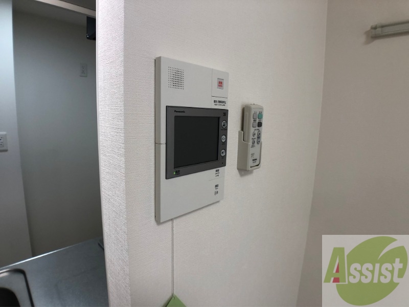 セキュリティ　ＴＶモニター付インターホンです。来客者の顔が見えるので安心！